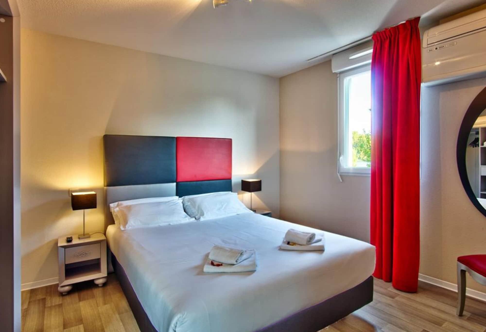 Adonis Hotel Bayonne Lahonce Экстерьер фото